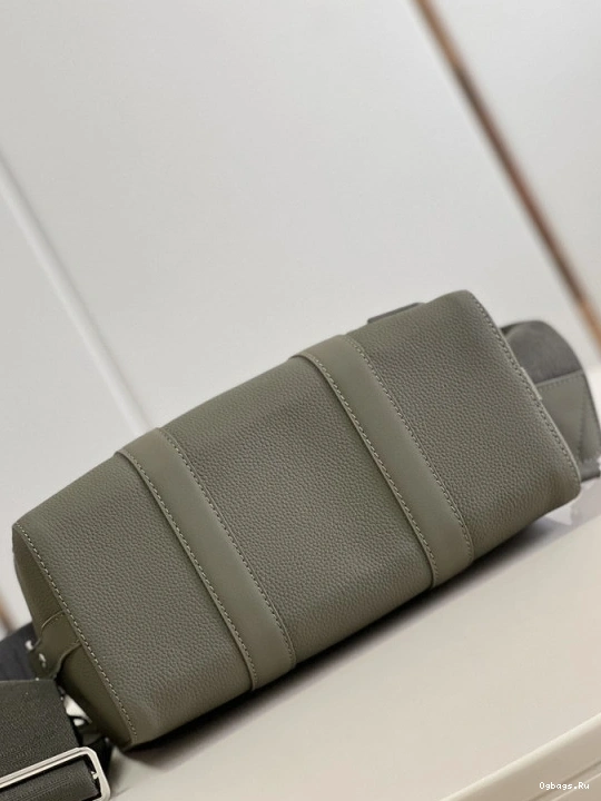 LOUIS CITY VUITTON KEEPALL 1218